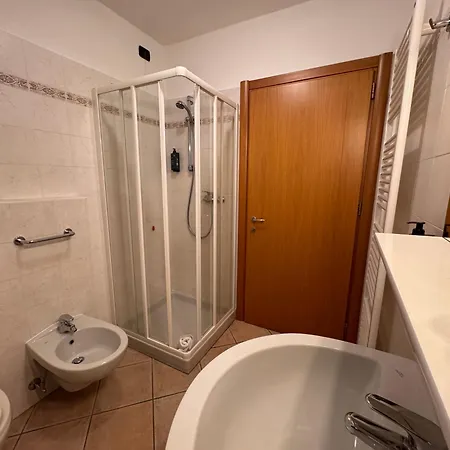 Hotel Lario